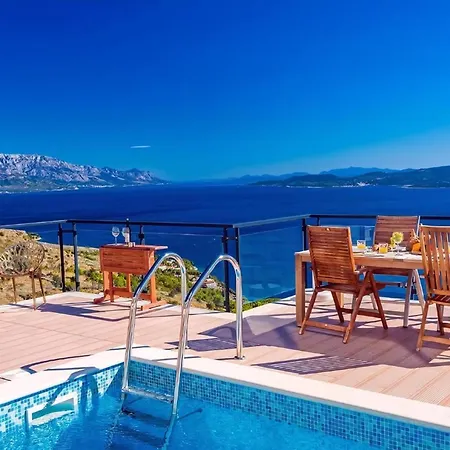 Holiday home Mia Mit Privatem Pool, Whirlpool, Fitnessraum, Sauna, Meerblick
