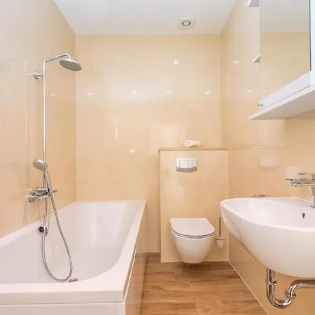 Mia Mit Privatem Pool, Whirlpool, Fitnessraum, Sauna, Meerblick Lokva Rogoznica