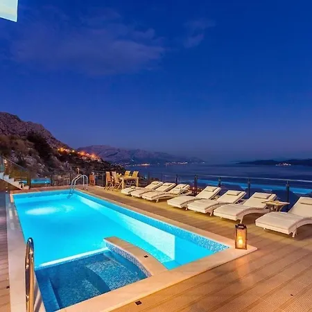 Mia Mit Privatem Pool, Whirlpool, Fitnessraum, Sauna, Meerblick *