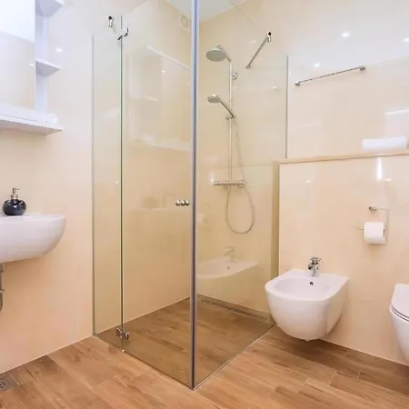 Mia Mit Privatem Pool, Whirlpool, Fitnessraum, Sauna, Meerblick Lokva Rogoznica
